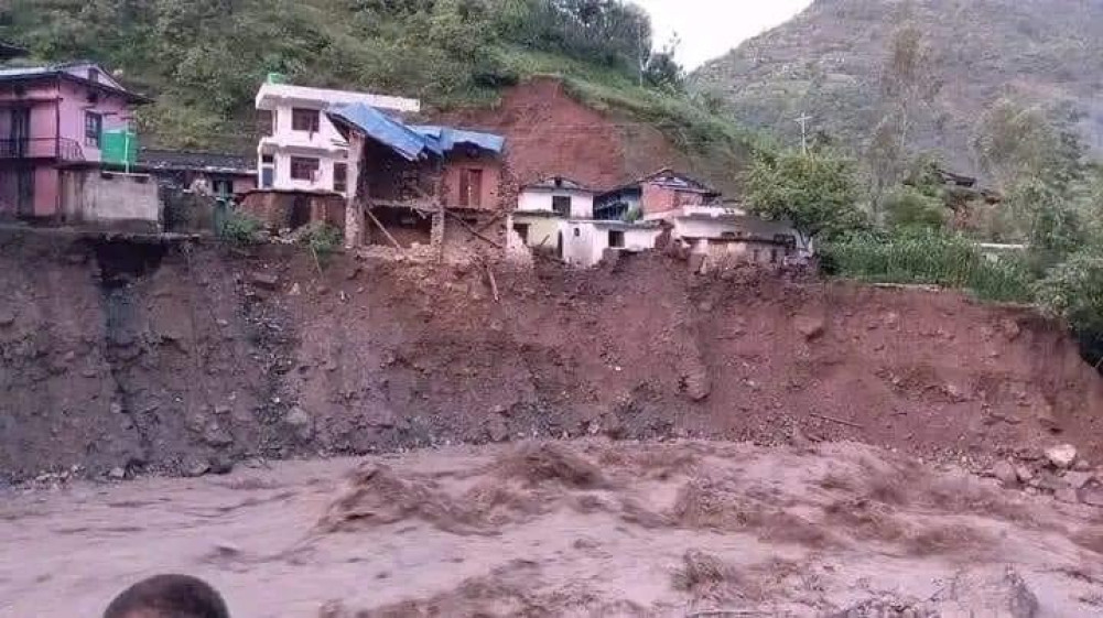 Aathbiskot pahiro-khola-badhi