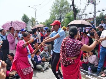 Teachers-protest-7-baishakh-8-1024x624-Copy